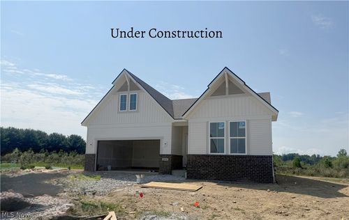 824 Colesbourne Cir, Green, OH, 44685-6225 | Card Image