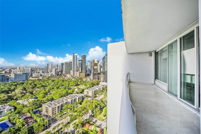 APT-2605 - 1643 Brickell Ave, Condo with 2 bedrooms, 3 bathrooms and null parking in Miami FL | Image 16