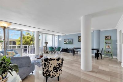 125 - 900 Bay Dr, Condo with 2 bedrooms, 2 bathrooms and null parking in Miami Beach FL | Image 2