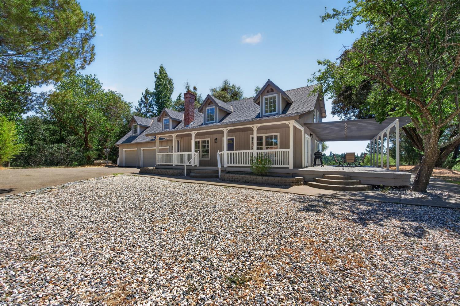 Residential in Diamond Springs 5