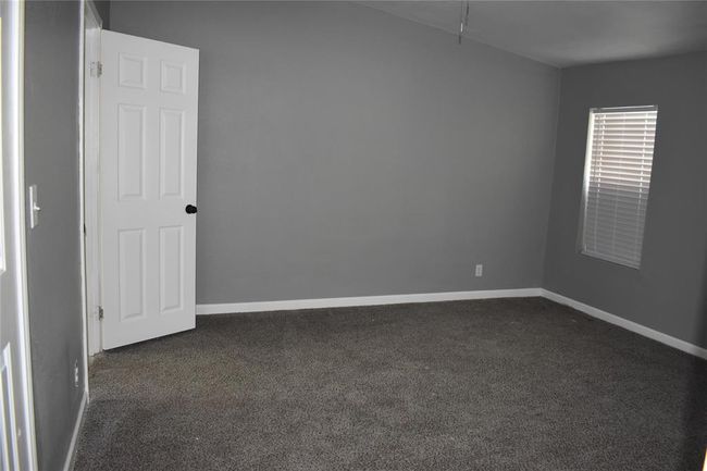 Large spacious rooms | Image 10