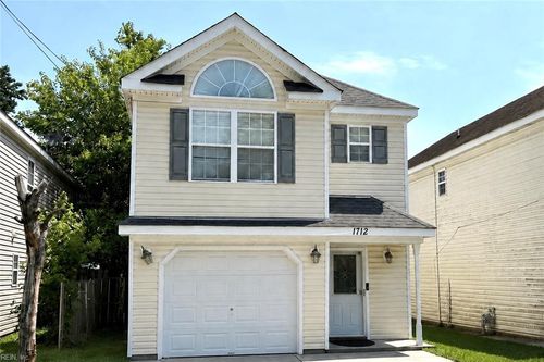 1712 Weber Ave, Chesapeake, VA, 23320-2242 | Card Image