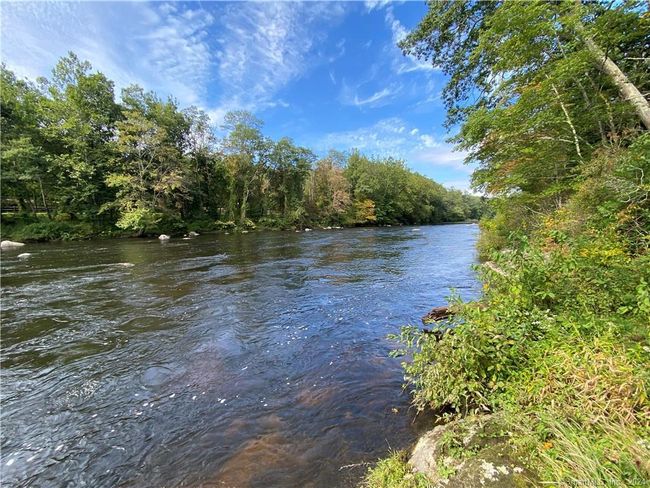 229 New Rd, House other with 2 bedrooms, 3 bathrooms and null parking in Avon CT | Image 22