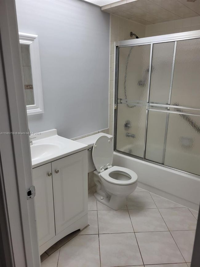 APT-310K - 1300 Sw 125 Th Ave, Condo with 2 bedrooms, 2 bathrooms and null parking in Pembroke Pines FL | Image 11