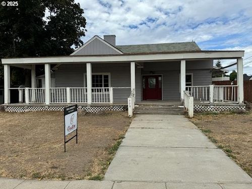 776 N Alvord Ave, Burns, OR, 97720-1201 | Card Image