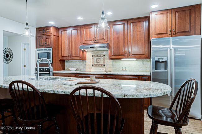 1014 Old Mill Stream Ln, House other with 5 bedrooms, 4 bathrooms and null parking in Shepherdsville KY | Image 10