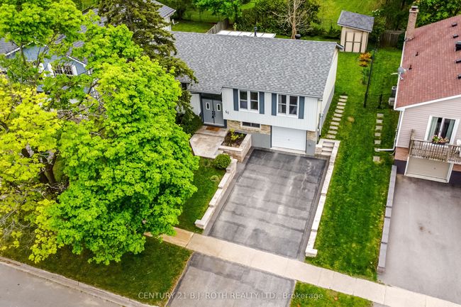 51 Heather St, House other with 3 bedrooms, 2 bathrooms and 2 parking in Barrie ON | Image 32