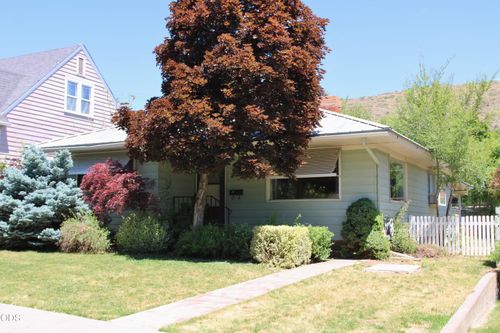 1221 N Eldorado Ave, Klamath Falls, OR, 97601-1808 | Card Image
