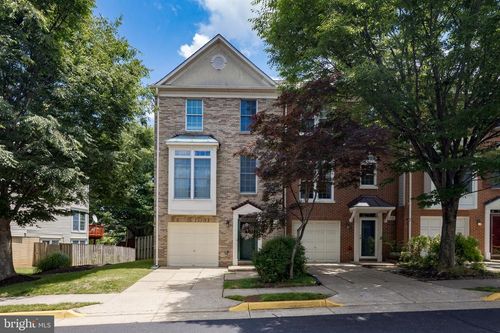 3945 Kathryn Jean Ct, FAIRFAX, VA, 22033-2743 | Card Image
