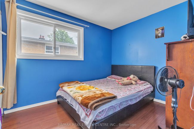 19 Langwith Crt, House other with 6 bedrooms, 3 bathrooms and 4 parking in Brampton ON | Image 11