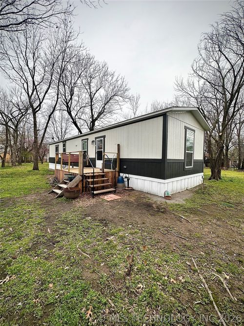 120 S 6th St, Porter, OK, 74454-1102 | Card Image