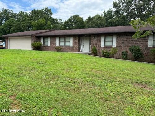 106 Circle Dr, Harriman, TN, 37748-7304 | Card Image