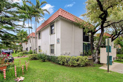 28-9730 Hammocks Blvd, Miami, FL, 33196-1551 | Card Image