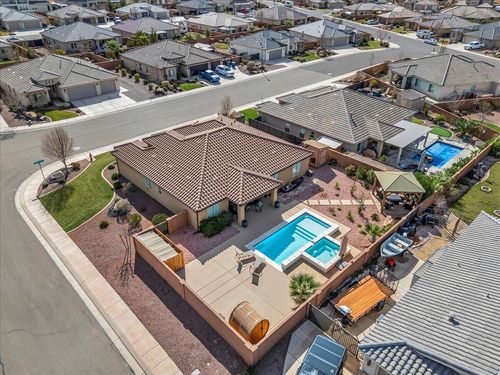 1021 E 4040 S, Washington, UT, 84780-3151 | Card Image