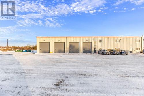 38 Westhill Crt, Lively, ON, P3Y0B6 | Card Image