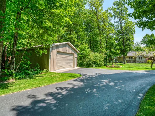 Detached garage | Image 58