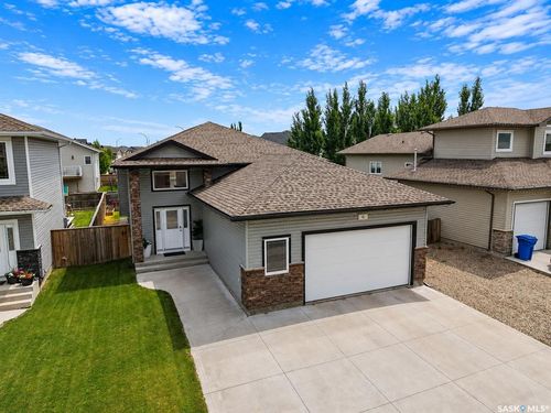 6 Guy Drive, Prince Albert, SK, S6X0A3 | Card Image