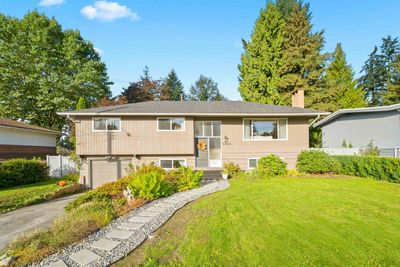 3965 Sefton St, House other with 4 bedrooms, 2 bathrooms and 3 parking in Port Coquitlam BC | Image 1