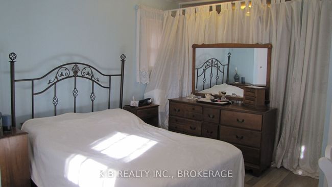 6 Wentworth Dr, House other with 1 bedrooms, 1 bathrooms and 2 parking in Kingston ON | Image 4