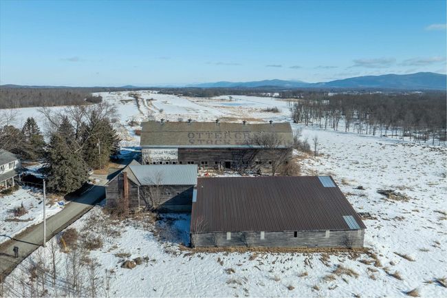 25 Crosby Rd, House other with 4 bedrooms, 2 bathrooms and null parking in Whiting VT | Image 8