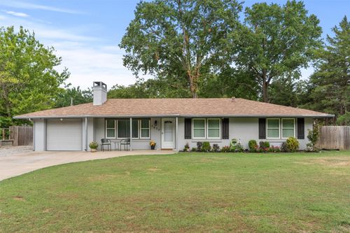 1630 East Dr, Bartlesville, OK, 74006-5921 | Card Image