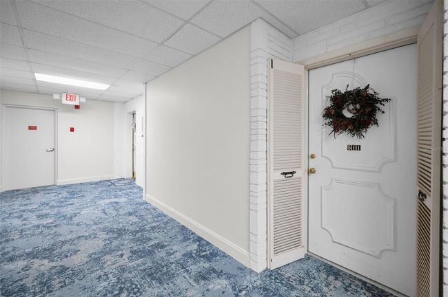 Entrance to Unit 511 | Image 40
