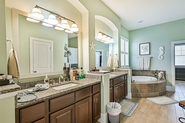 Primary bath | Image 47
