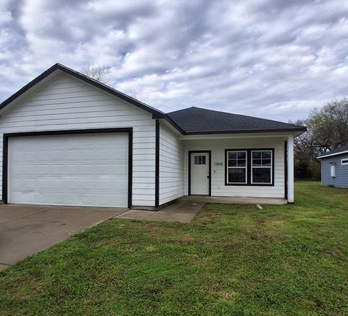 1904 Wesley St, Greenville, TX, 75401-3308 | Card Image