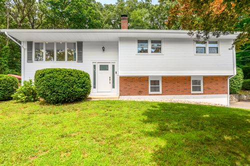 37 Cedar Ln, Beacon Falls, CT, 06403-1211 | Card Image