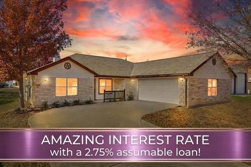 143 Boulder Dr, Kingsland, TX, 78639-4047 | Card Image