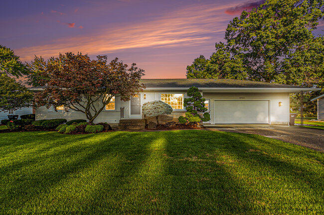 Lawndale Ave, Hudsonville, MI 49426