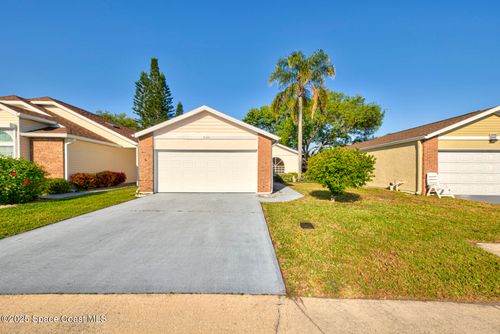4124 Twin Oaks Blvd, Melbourne, FL, 32901-8440 | Card Image