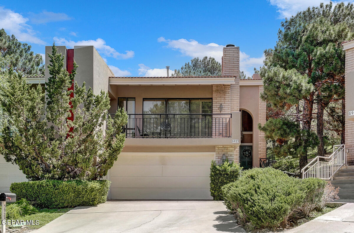 Mira Hermosa Dr, El Paso, TX 79912