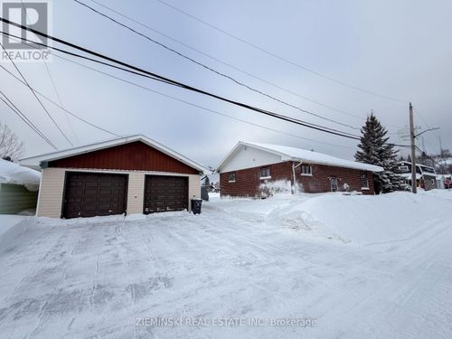 637 Montrock St, Iroquois Falls, ON, P0K1E0 | Card Image
