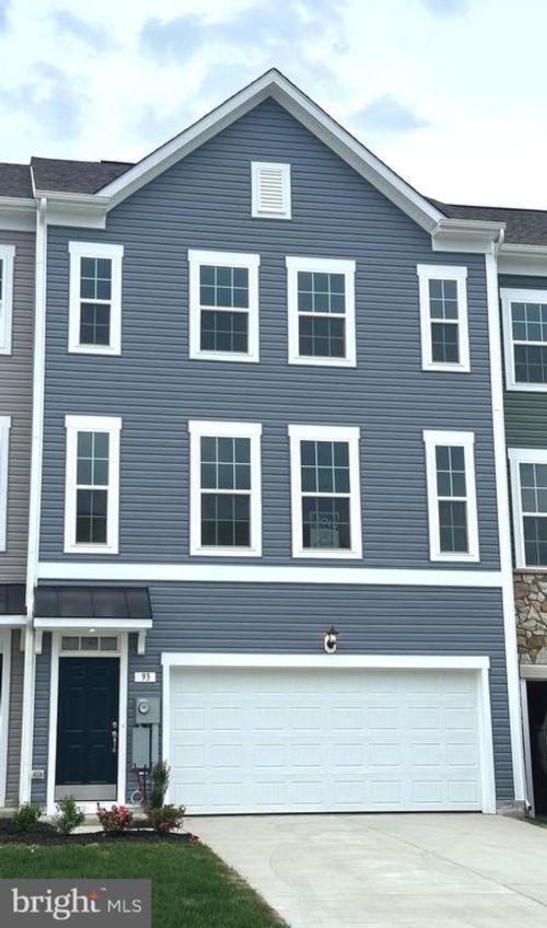 93 Stafford Pl, FALLING WATERS, WV, 25419-1797 | Card Image