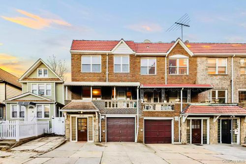 6028 Wetherole St, Elmhurst, NY, 11373-5528 | Card Image