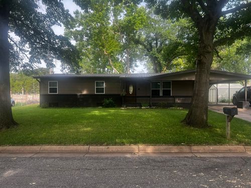 13 Easy St, Winfield, KS, 67156-4025 | Card Image
