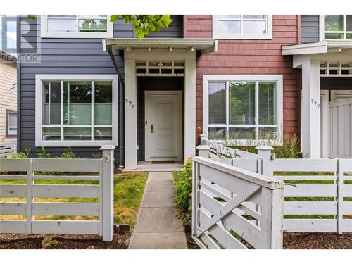 597 Boynton Pl, Kelowna, BC, V1V3B5 | Card Image