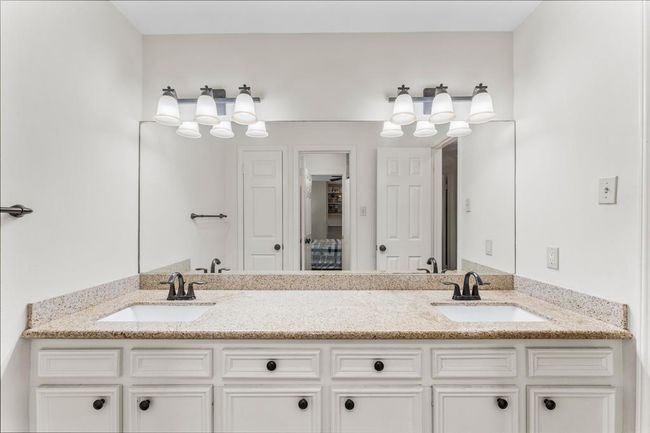 11904 N Blackjack Oak Cir, House other with 4 bedrooms, 2 bathrooms and 2 parking in The Woodlands TX | Image 23