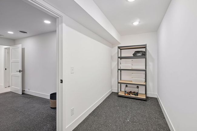 105 Walker Ave N, House other with 5 bedrooms, 5 bathrooms and null parking in Wayzata MN | Image 43