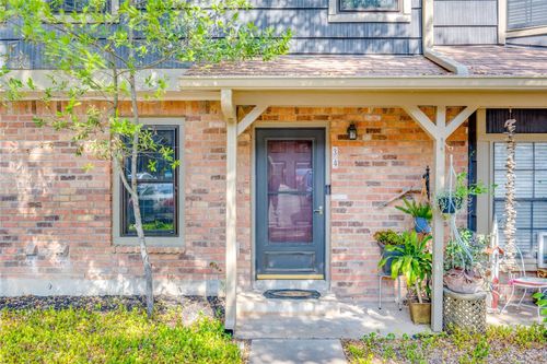 apt-34-11821 Bittern Holw, Austin, TX, 78758-3514 | Card Image