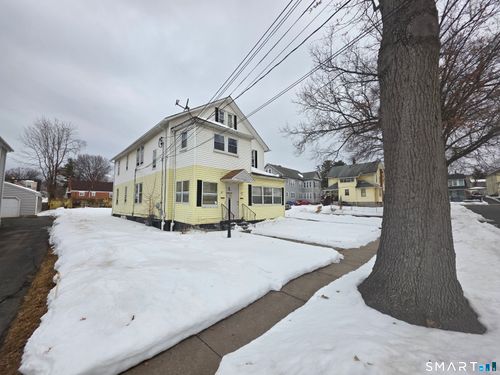 27 Addison St, Hartford, CT, 06120-1102 | Card Image