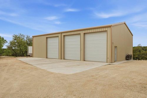 134 Stallion Estates Dr, Spring Branch, TX, 78070-3721 | Card Image