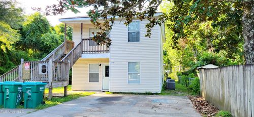 2110 30th St, Gulfport, MS, 39501-6072 | Card Image