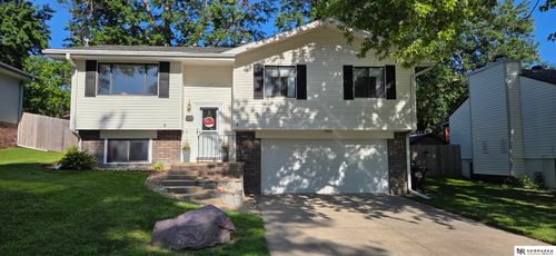 6139 Nw 10th Street, Lincoln, NE, 68521 | Card Image