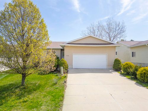 5531 Summerland Dr, Waterloo, IA, 50701-9598 | Card Image