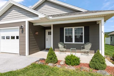 41 Dewey Drive, Condo with 2 bedrooms, 2 bathrooms and null parking in Georgia VT | Image 2