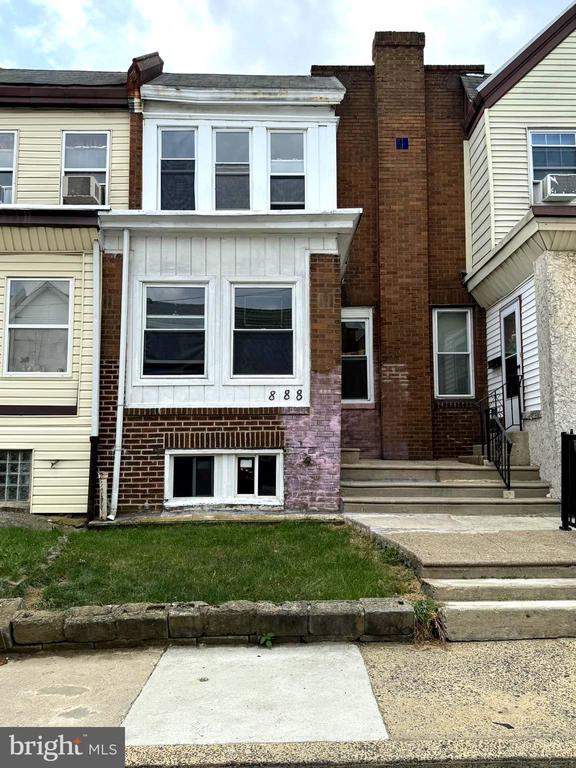 Marcella St, Philadelphia, PA 19124
