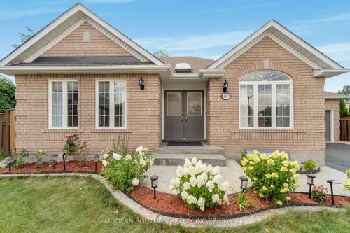 6431 10th Line W, Mississauga, ON, L5N7J5 | Card Image