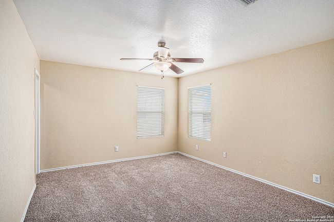 237 Hinge Chase, House other with 3 bedrooms, 3 bathrooms and null parking in Cibolo TX | Image 10